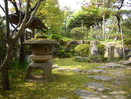 f:id:CLALIS:20090504093627j:image