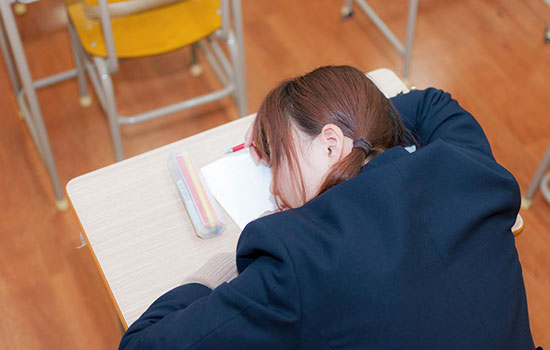 疲れてもいない早朝からお疲れ様 疲れてもいない早朝からお疲れ様
