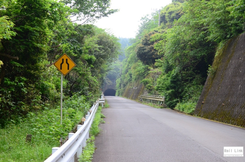 f:id:RailLink:20160522074752j:plain f:id:RailLink:20160522074752j:plain