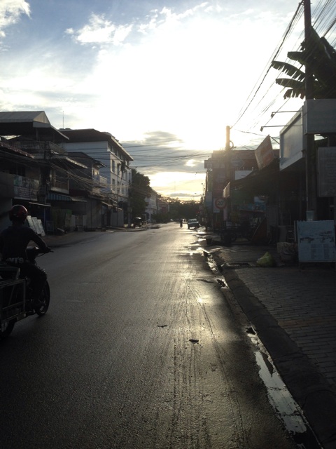 f:id:TNKANGKOR:20141020120559j:plain f:id:TNKANGKOR:20141020120559j:plain
