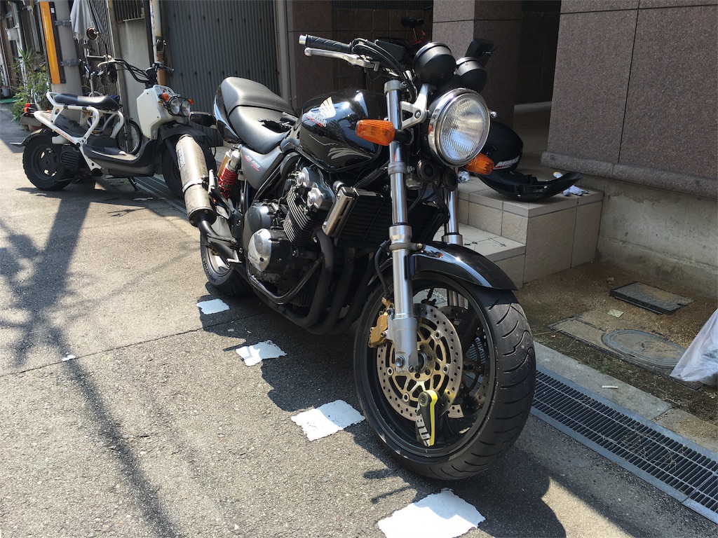フロントフェンダーを半分自作してみた【後編】 - YZF R25と