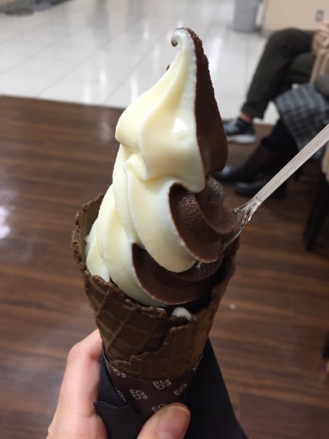 66g 札幌 サロン・デュ・ショコラ ソフトクリーム