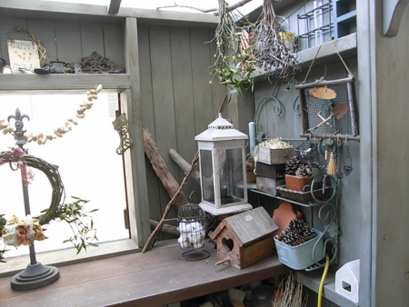友達のおうち~~ 納屋と小道 ...