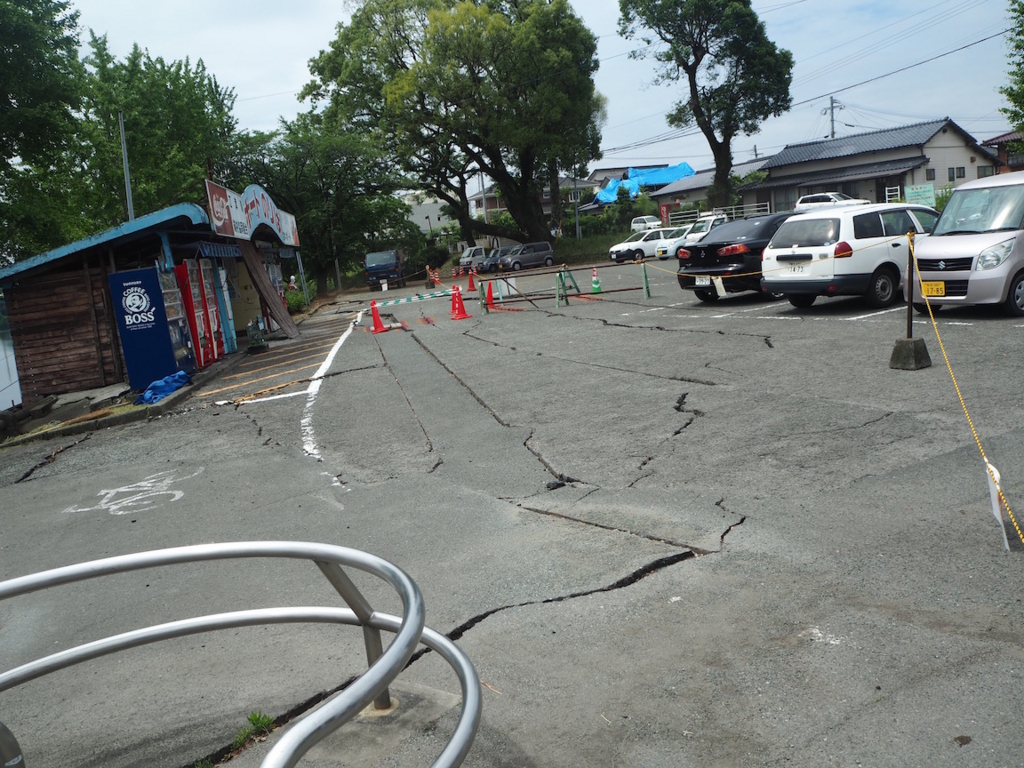 f:id:akio130:20160529120731j:plain f:id:akio130:20160529120731j:plain