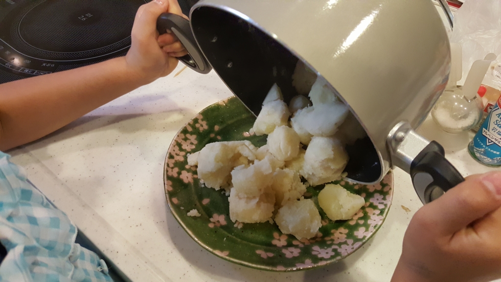 f:id:atsugiebina:20160710225050j:plain f:id:atsugiebina:20160710225050j:plain