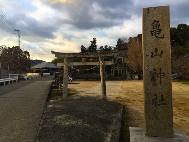 f:id:awa-otoko:20150207000033j:plain f:id:awa-otoko:20150207000033j:plain