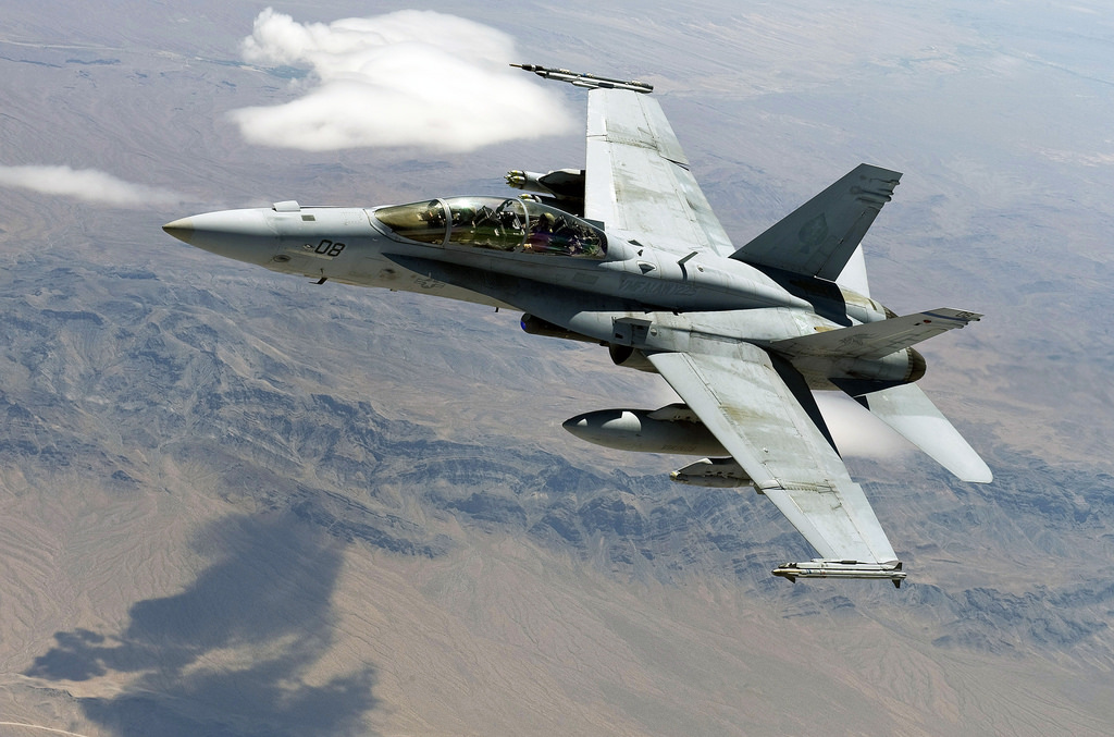 f:id:beauty-box:20160522142002j:plain アメリカ海兵隊F/A-18 ホーネット