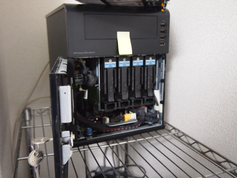 HP ProLiant MicroServer N54L メモリ8GB 容量計7TB超 おぞ
