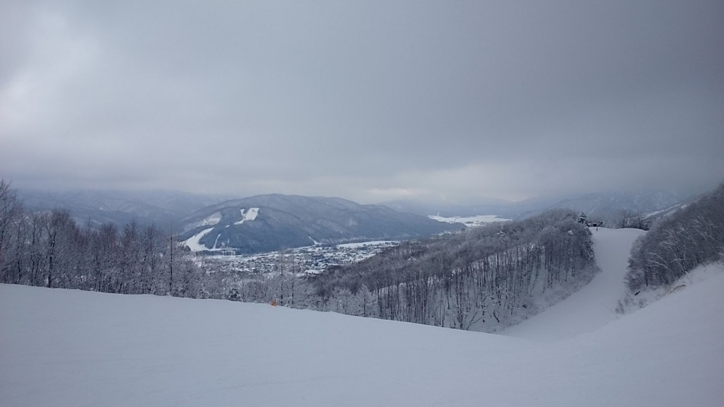 岩岳