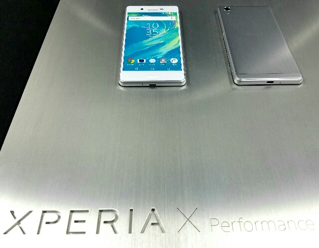 f:id:chehonz5:20160610100845j:plain 国内版『Xperia X Performace』が発売遅延?auは6月25日、ドコモは月末に販売開始へ