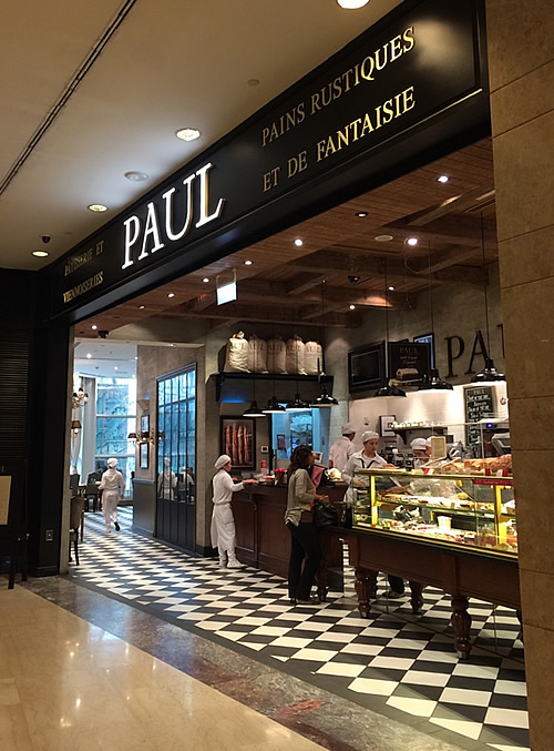 アブダビでのランチは「PAUL」でサンドイッチ