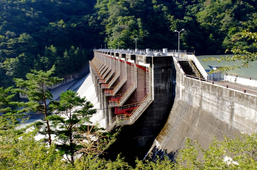 平岡ダム(長野県天竜) 水辺遍路