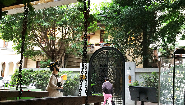 f:id:clutch-cafe:20150423121617j:plain f:id:clutch-cafe:20150423121617j:plain