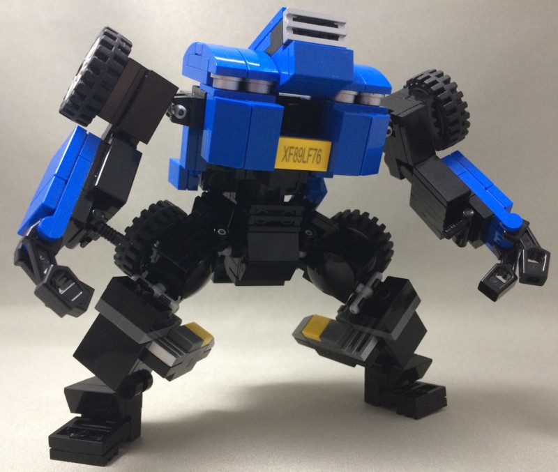 ロボット たまごから変身