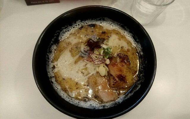 f:id:dokosuka:20160616203834j:image f:id:dokosuka:20160616203834j:image