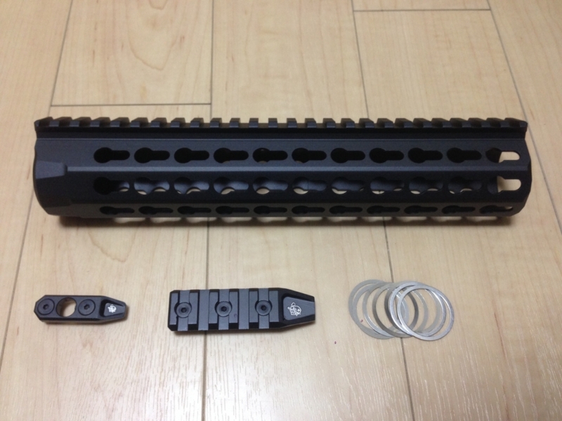 SYSTEMA PTW用にIRON AIRSOFT Knight's URX4 10インチ レイル