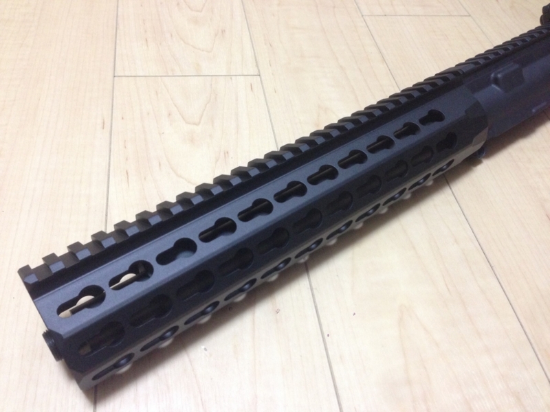 SYSTEMA PTW用にIRON AIRSOFT Knight's URX4 10インチ レイル