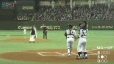貞子が始球式