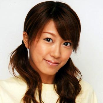 里田まい