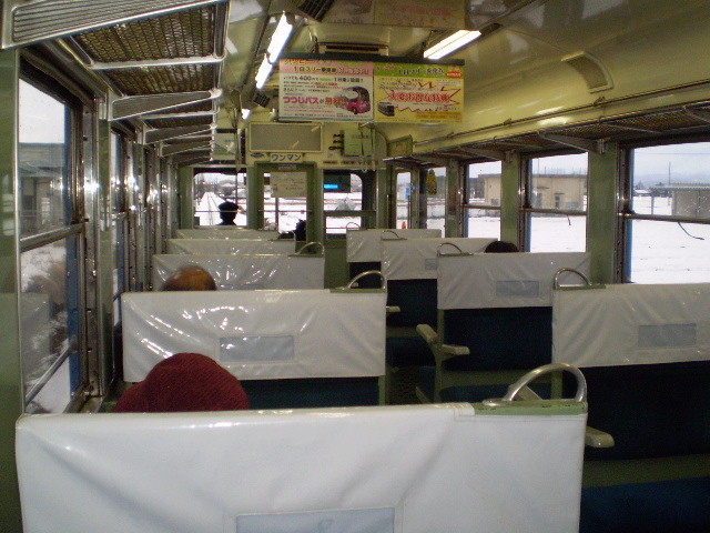 110115-22 三十八社−浅水 (あそうず)間の 車内