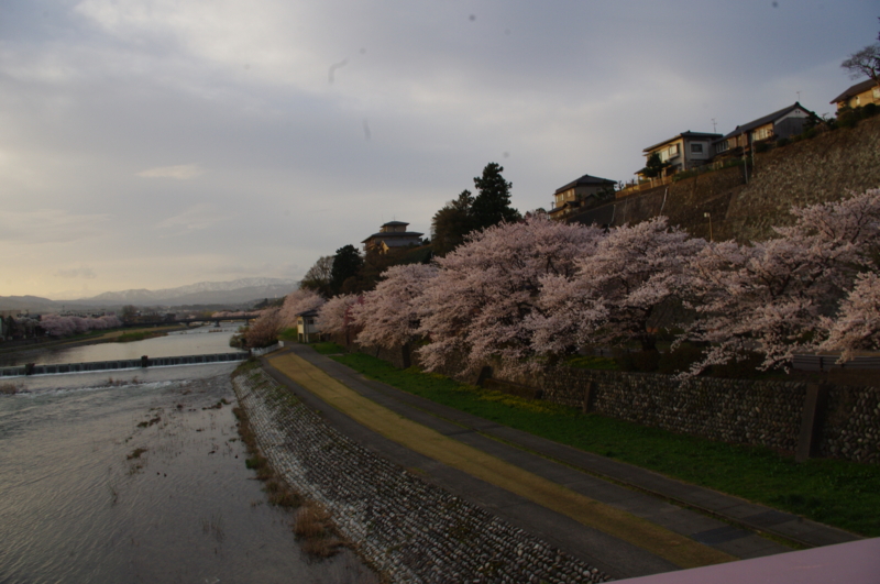 f:id:k10no3:20130406060657j:image:w560 f:id:k10no3:20130406060657j:image:w560