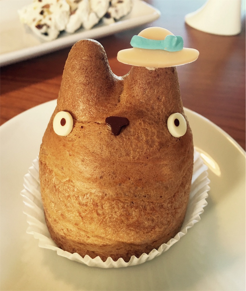 トトロのシュークリーム トトロのシュークリーム