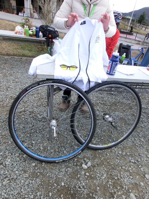 f:id:kansai_cyclocross:20111221214414j:image:w200:left