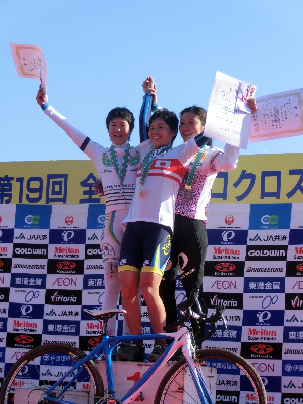 河村順子 29歳シングルマザーの谷…外資金融で目標達成への道 河村真木子