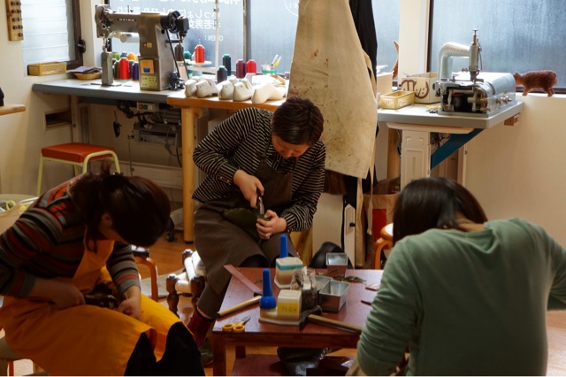 f:id:katatsumuri-shoes:20140327001749j:plain f:id:katatsumuri-shoes:20140327001749j:plain