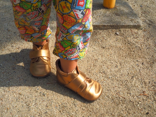 f:id:katatsumuri-shoes:20140606231313j:plain f:id:katatsumuri-shoes:20140606231313j:plain