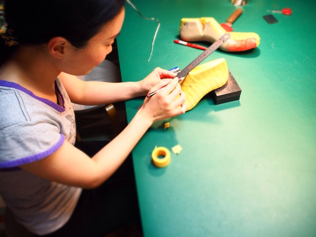 f:id:katatsumuri-shoes:20140609101440j:plain f:id:katatsumuri-shoes:20140609101440j:plain