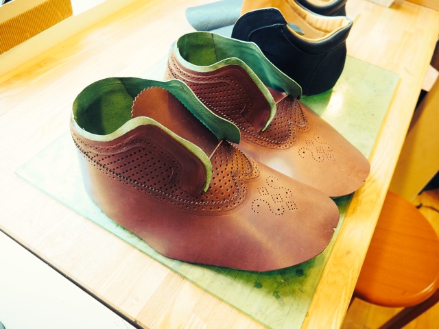 f:id:katatsumuri-shoes:20140905091228j:plain f:id:katatsumuri-shoes:20140905091228j:plain