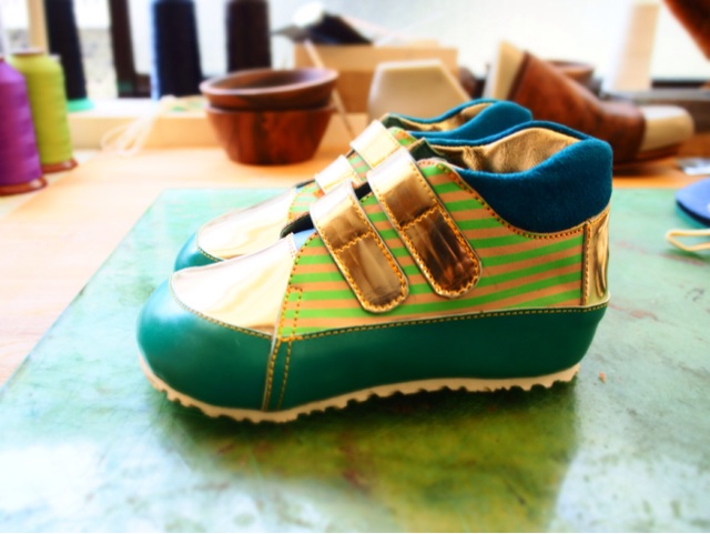 f:id:katatsumuri-shoes:20141014011515j:plain f:id:katatsumuri-shoes:20141014011515j:plain