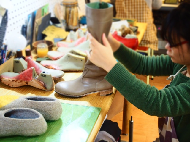 f:id:katatsumuri-shoes:20141203102048j:plain f:id:katatsumuri-shoes:20141203102048j:plain