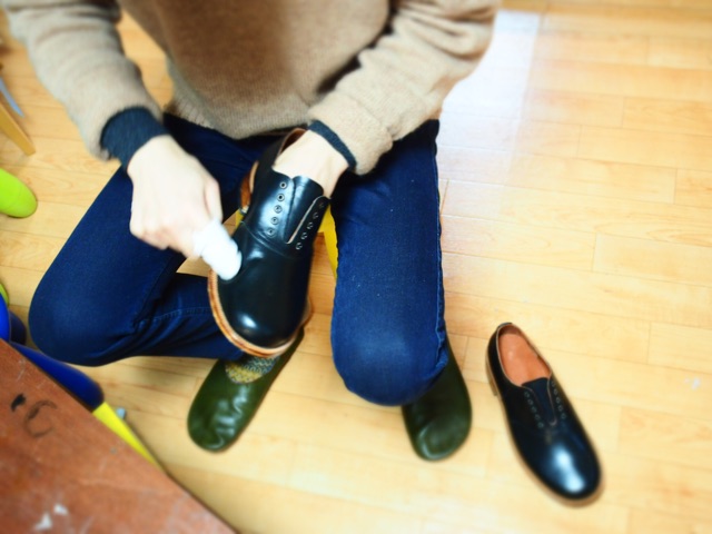 f:id:katatsumuri-shoes:20141207220339j:plain f:id:katatsumuri-shoes:20141207220339j:plain