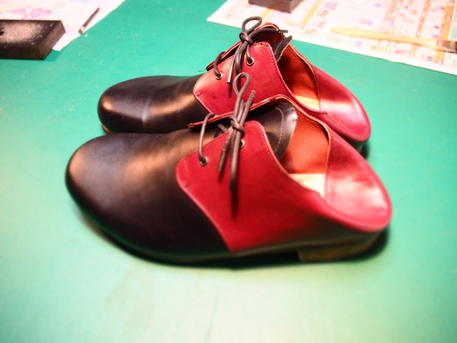 f:id:katatsumuri-shoes:20150210104246j:plain f:id:katatsumuri-shoes:20150210104246j:plain