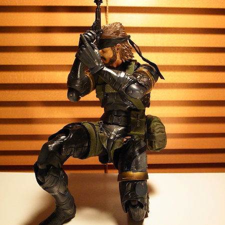 L GEAR SOLID PEACE WALKER スネーク フィギュア Amazon.co.jp: METAL GEAR SOLID PEACE WALKER PLAY ARTS改