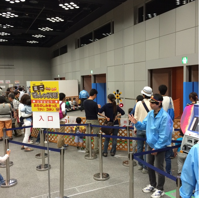 f:id:kobeoyaji:20140505215139j:plain f:id:kobeoyaji:20140505215139j:plain