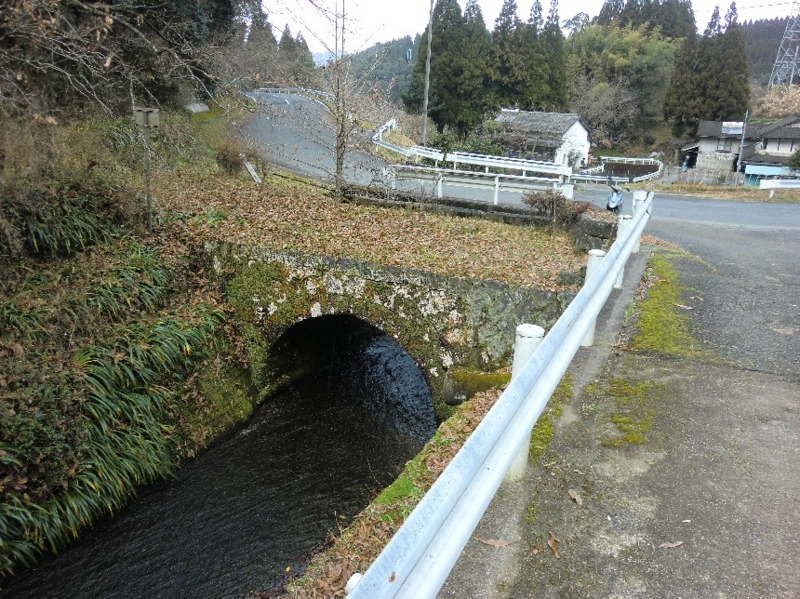 f:id:kyuusyuuzinn:20120122103204j:plain f:id:kyuusyuuzinn:20120122103204j:plain