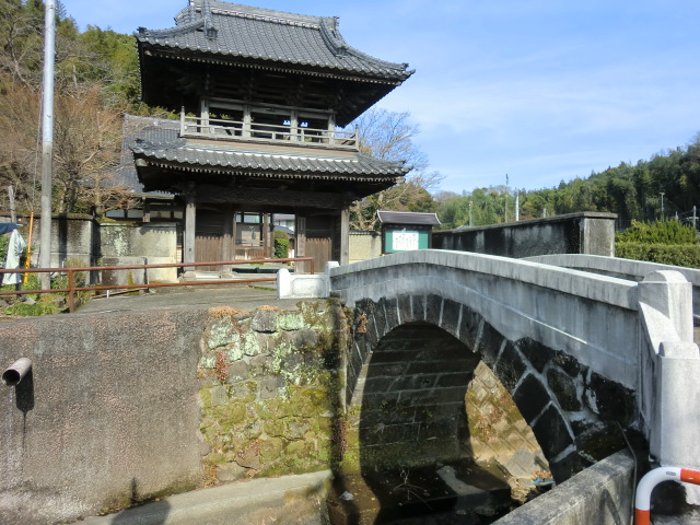f:id:kyuusyuuzinn:20121216123732j:plain f:id:kyuusyuuzinn:20121216123732j:plain