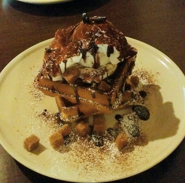 f:id:mai-19820911:20160412004249j:image 淡路島古民家カフェのふくカフェのベルギーワッフル