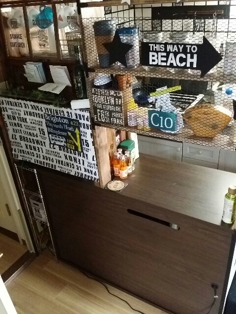 キッチンカウンター背面