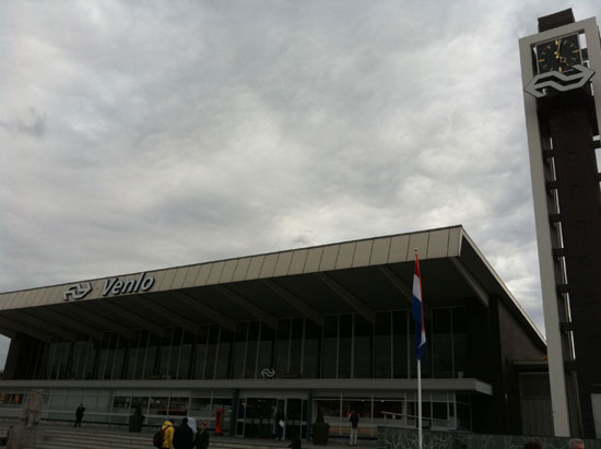 f:id:matottorix:20121202095249j:plain f:id:matottorix:20121202095249j:plain