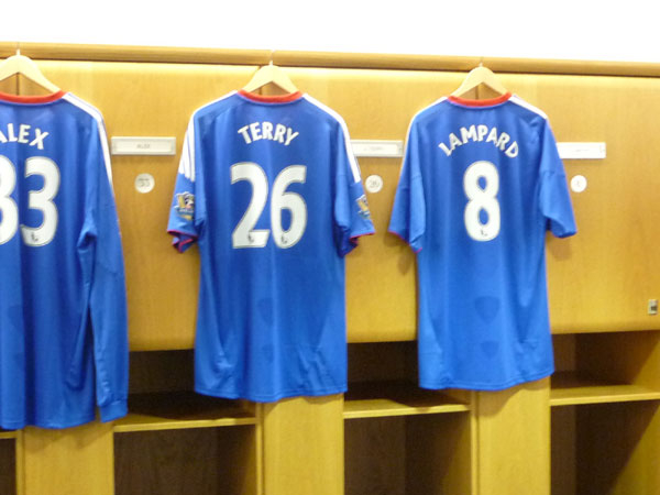 f:id:matottorix:20121209211755j:plain f:id:matottorix:20121209211755j:plain