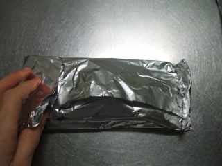 ホイルの左右を折る ホイルの左右を折る