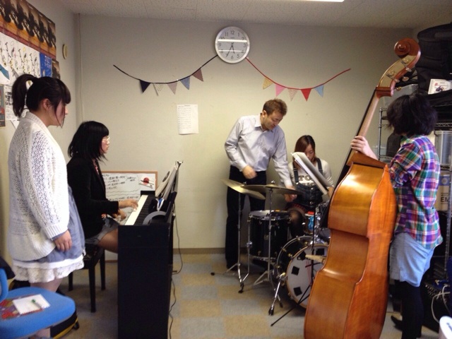 f:id:meikai-jazz:20140519131801j:plain f:id:meikai-jazz:20140519131801j:plain