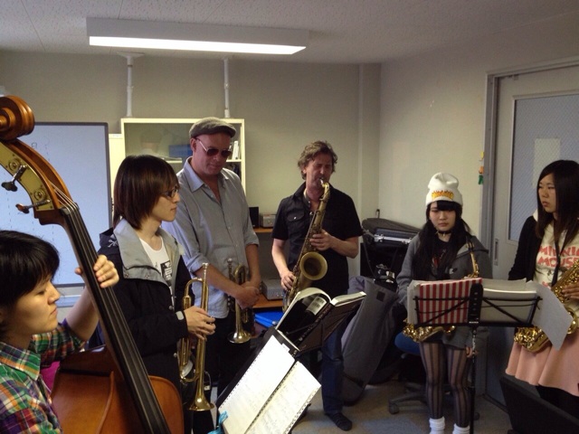 f:id:meikai-jazz:20140519131844j:plain f:id:meikai-jazz:20140519131844j:plain