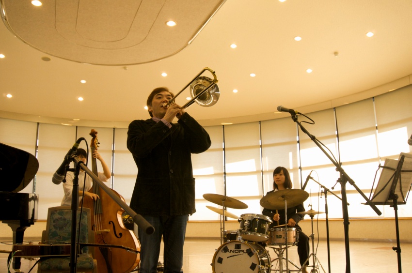 f:id:meikai-jazz:20151222021648j:plain f:id:meikai-jazz:20151222021648j:plain