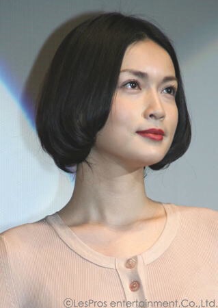 長谷川京子の身長体重とメイク髪型画像!夫との馴れ初めは