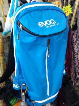EVOCバックパック16L - 里山 ...